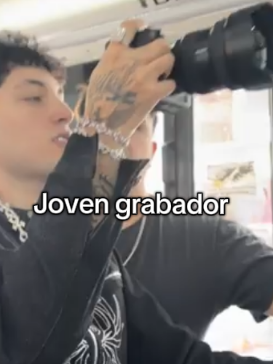 @Cia*