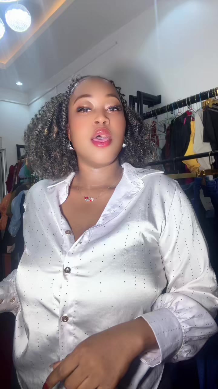 @GouraFashionShop(GouralaBombe)