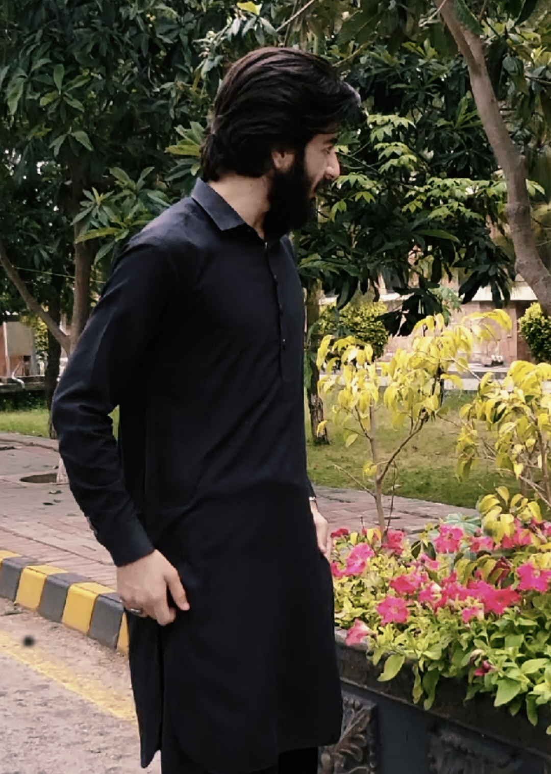 @عبدالمعز حیات اعوان ٹمن 🦢🤍