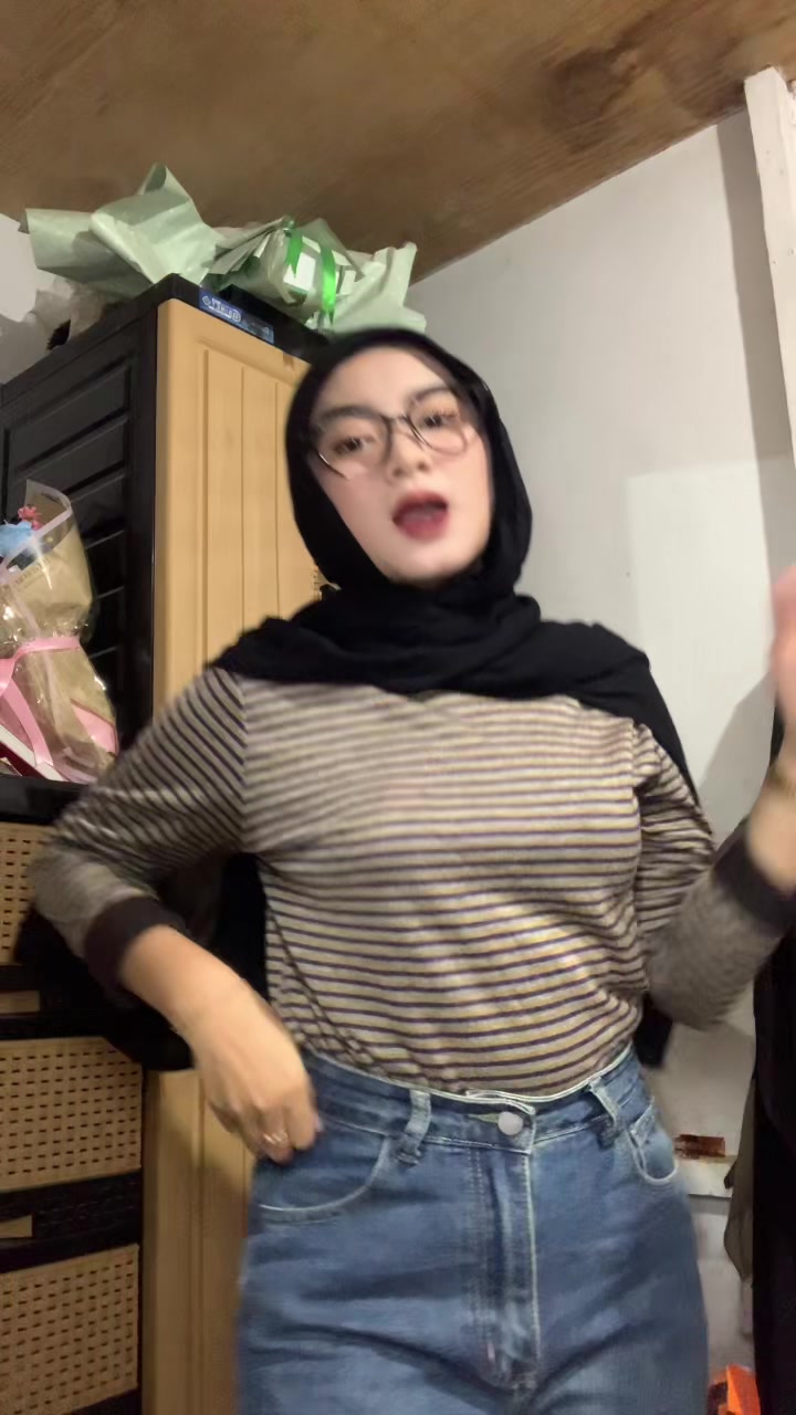 @adelll