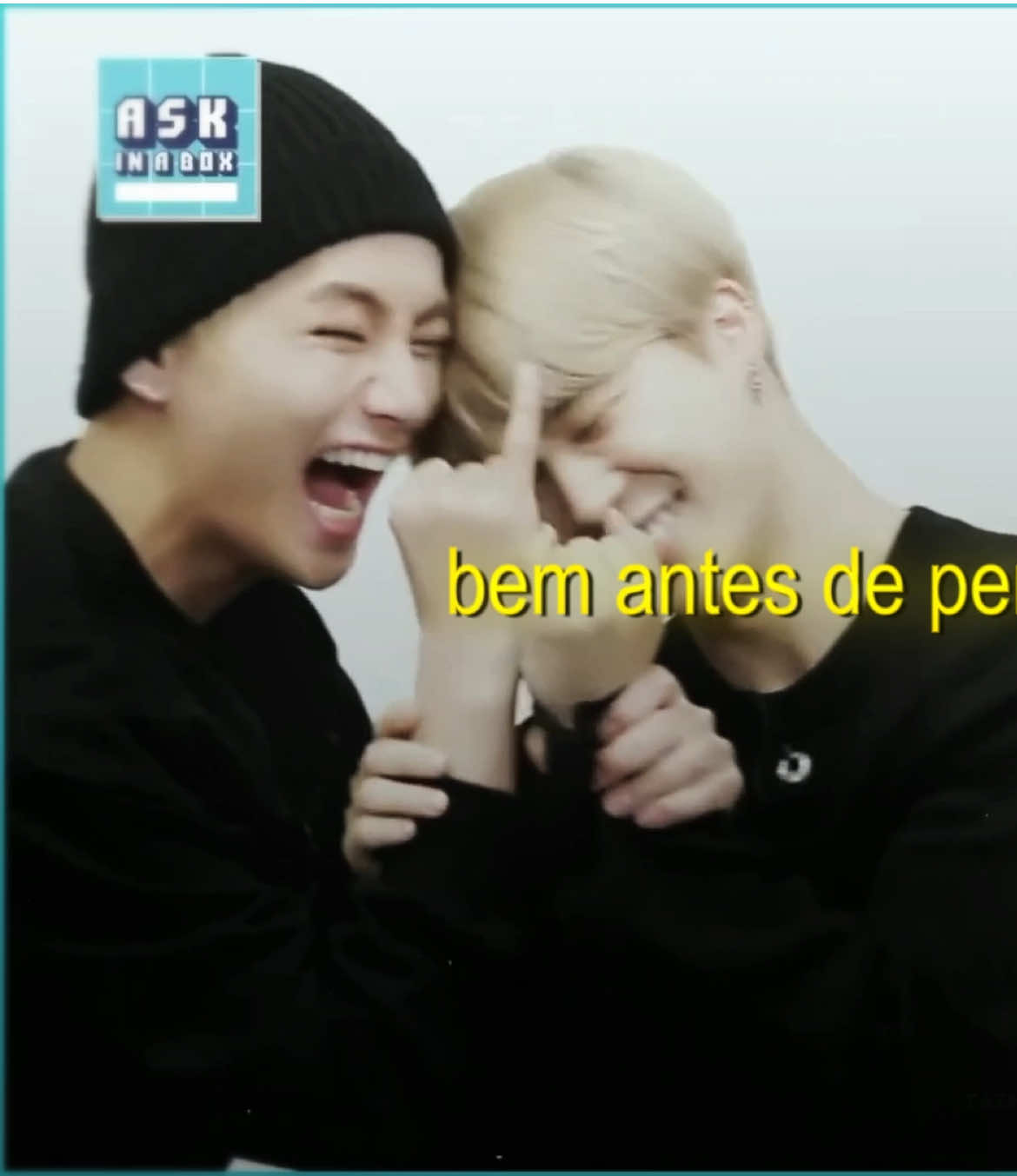@โฉ Elli โท VAI VER O BTS