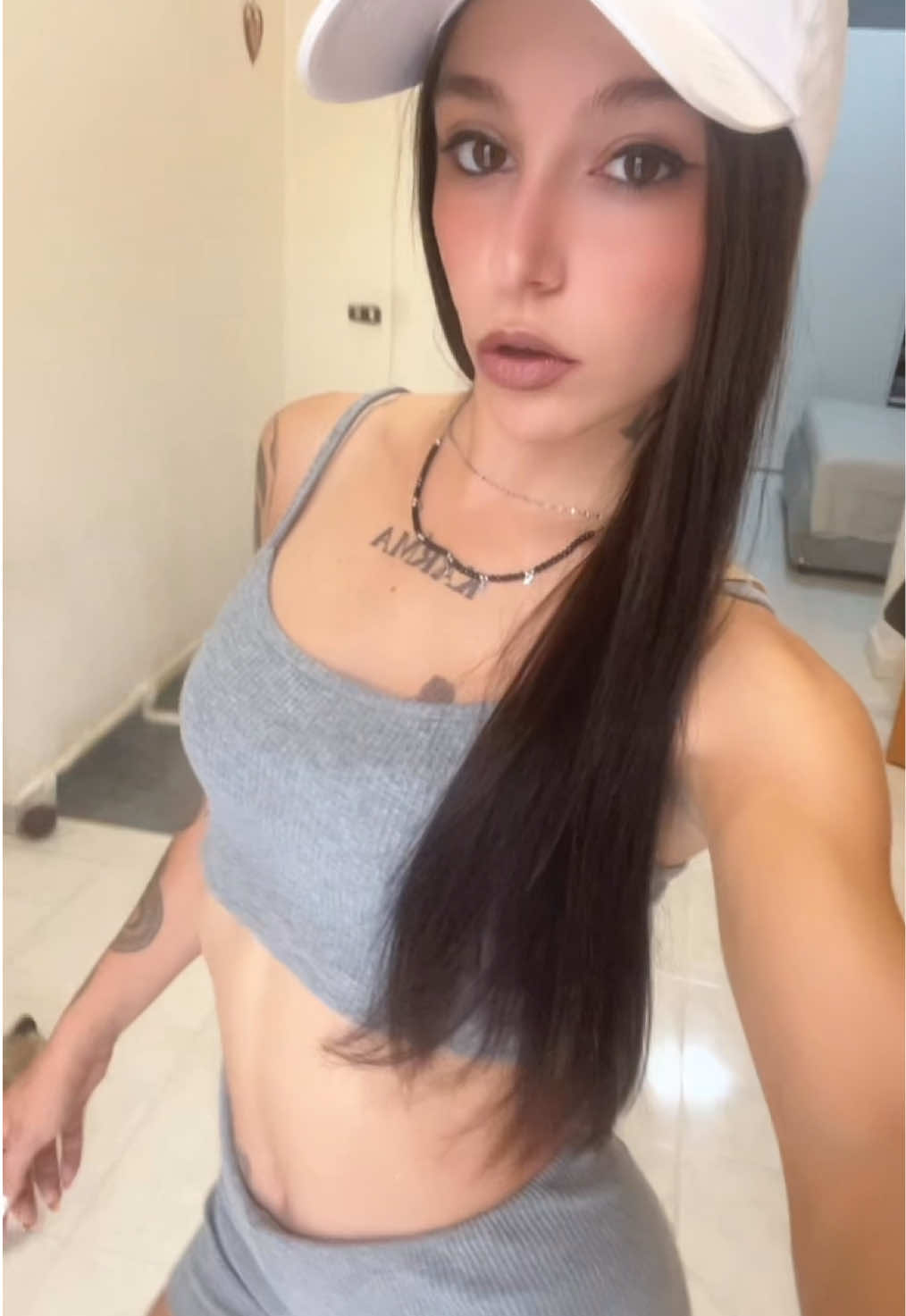 @Mary🐺🌹