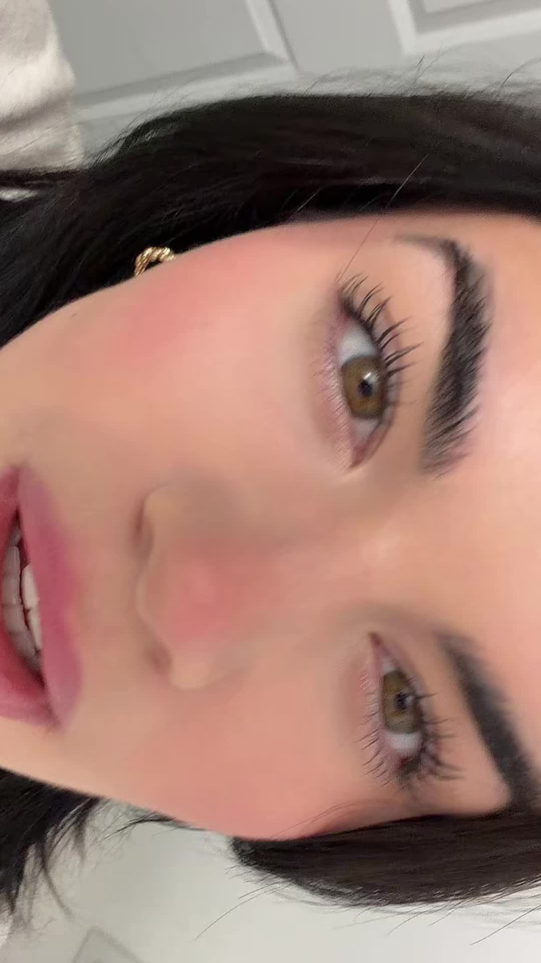 @idkher