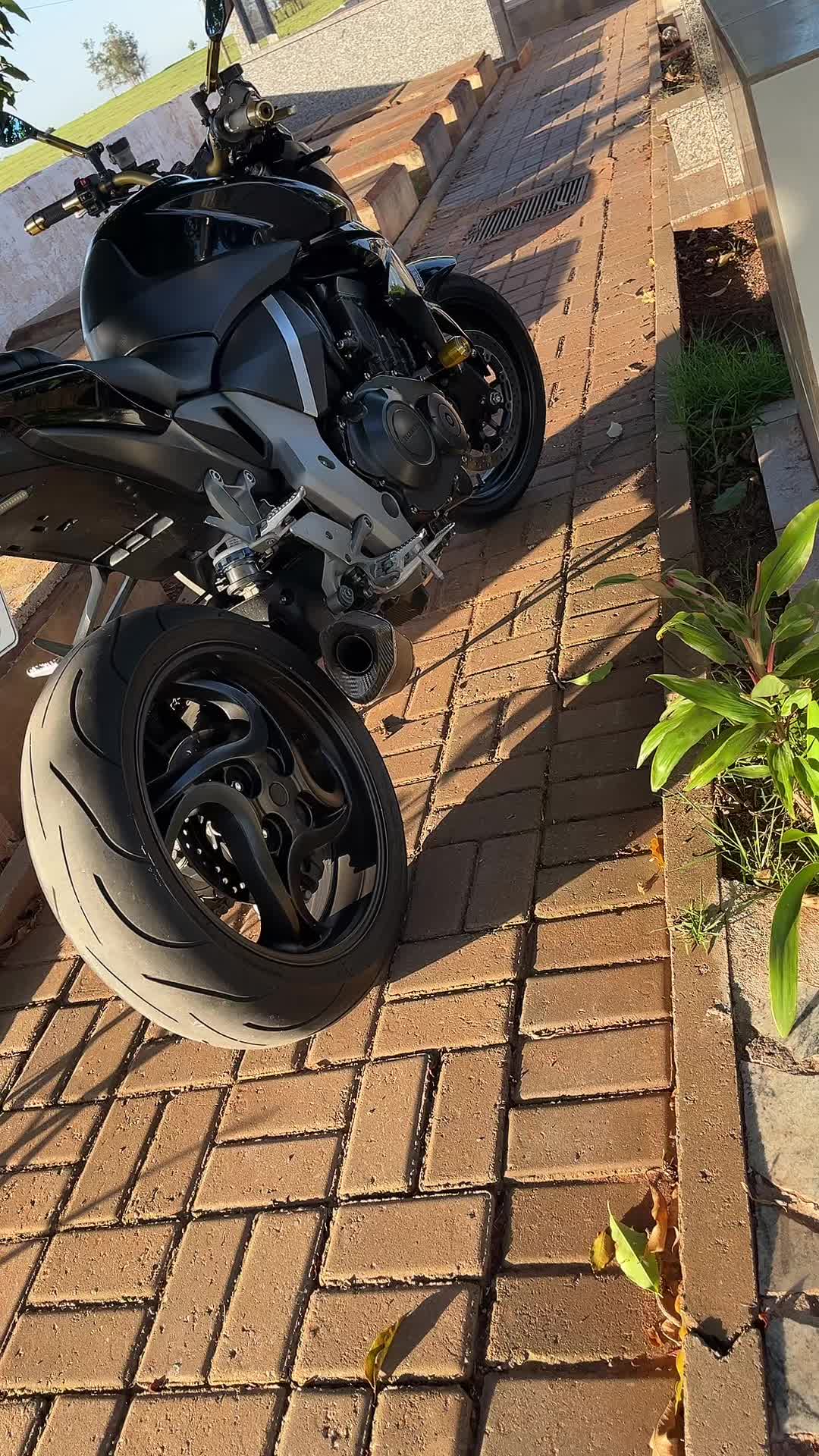 @Renan 660