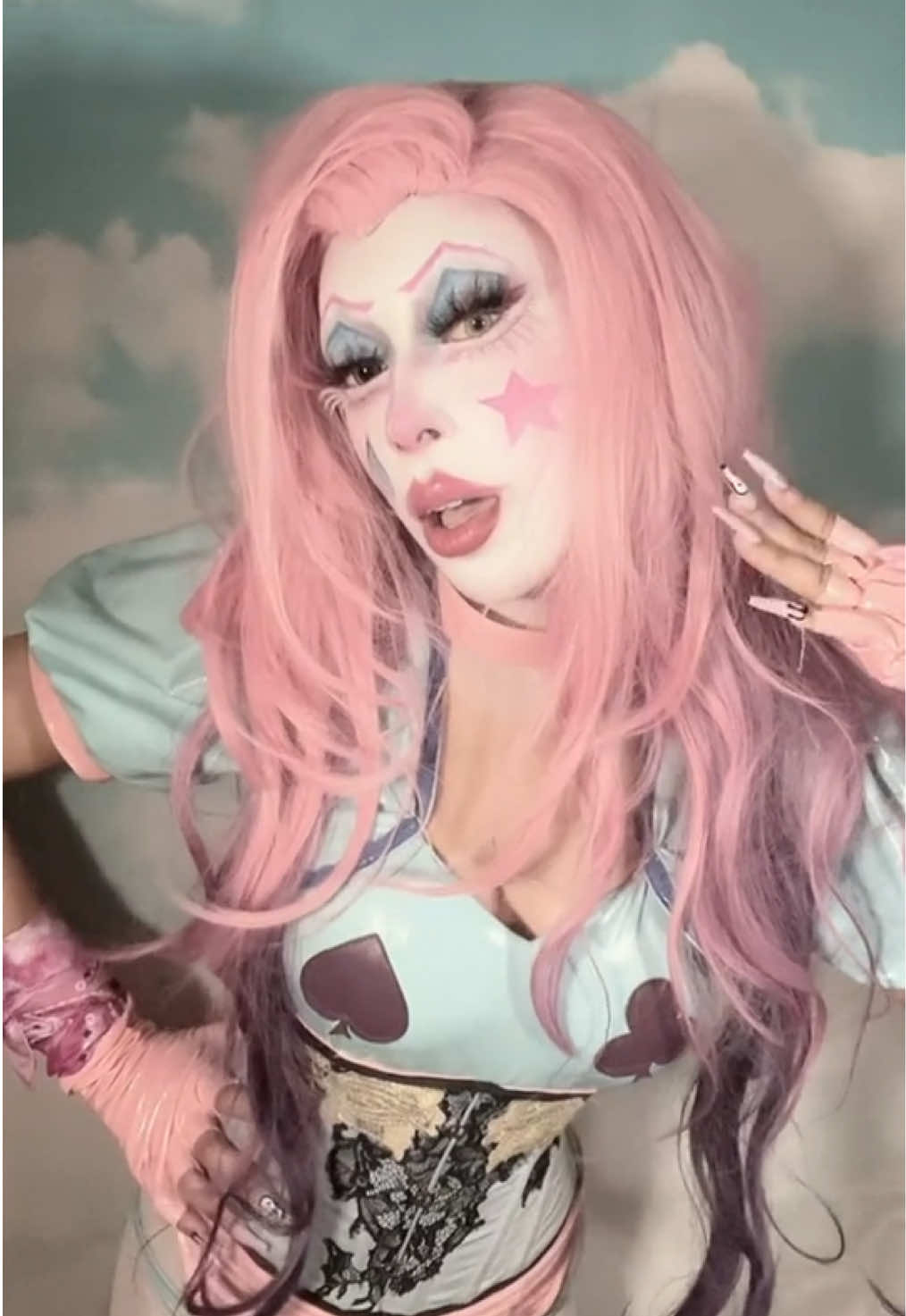 @𝔗𝔴𝔦𝔰𝔱𝔦 ᶻ 𝘇 𐰁🐇. ⋆✦