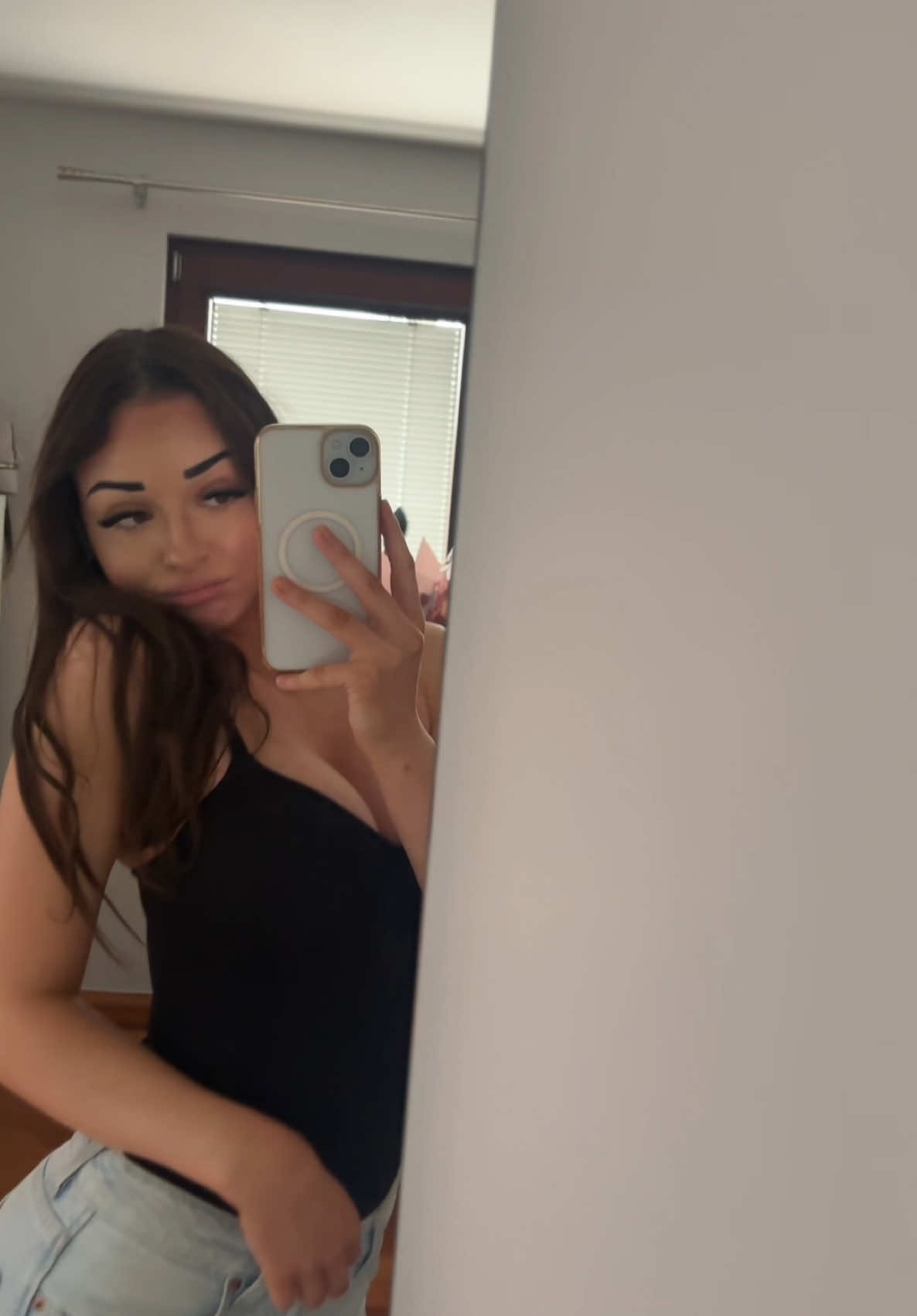@𝒯ℯ𝓇ℯ𝓏𝓀𝒶