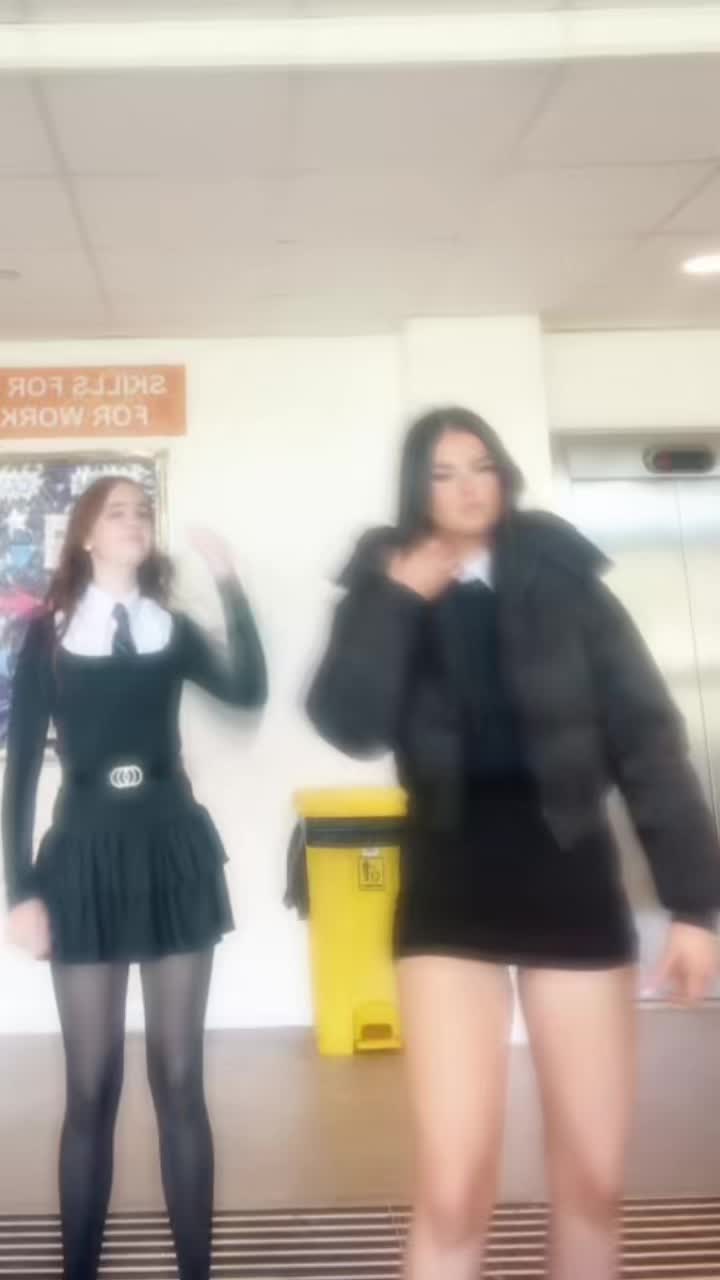 @Liv.priv
