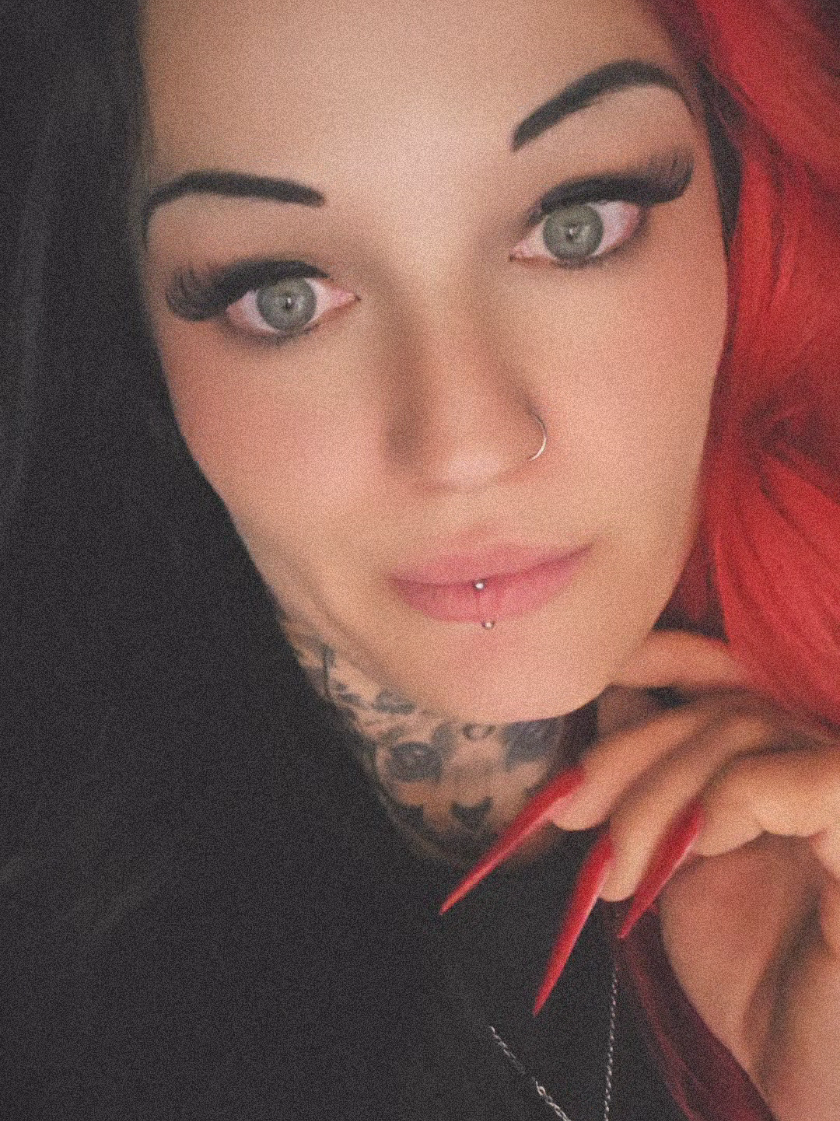 @🖤Sarah&hearts;️