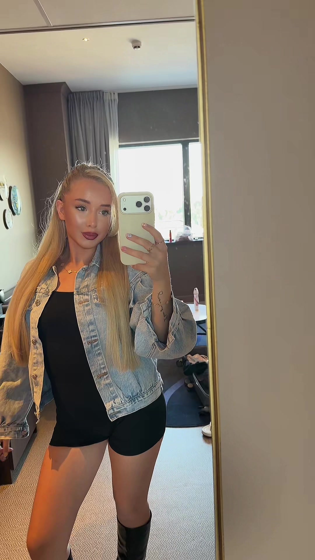 @caitlynaitken🤎