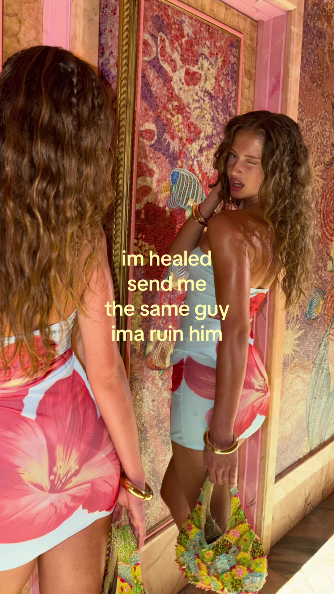 @𝘐𝘷𝘢𝘯𝘢 𝘋𝘪𝘮𝘪𝘵𝘳𝘰𝘷𝘢