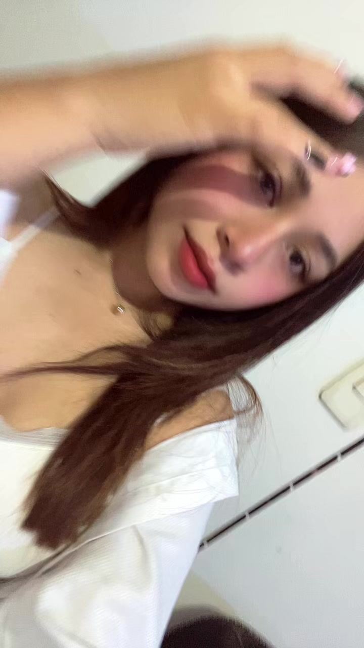 @Thalia Brighit🧸