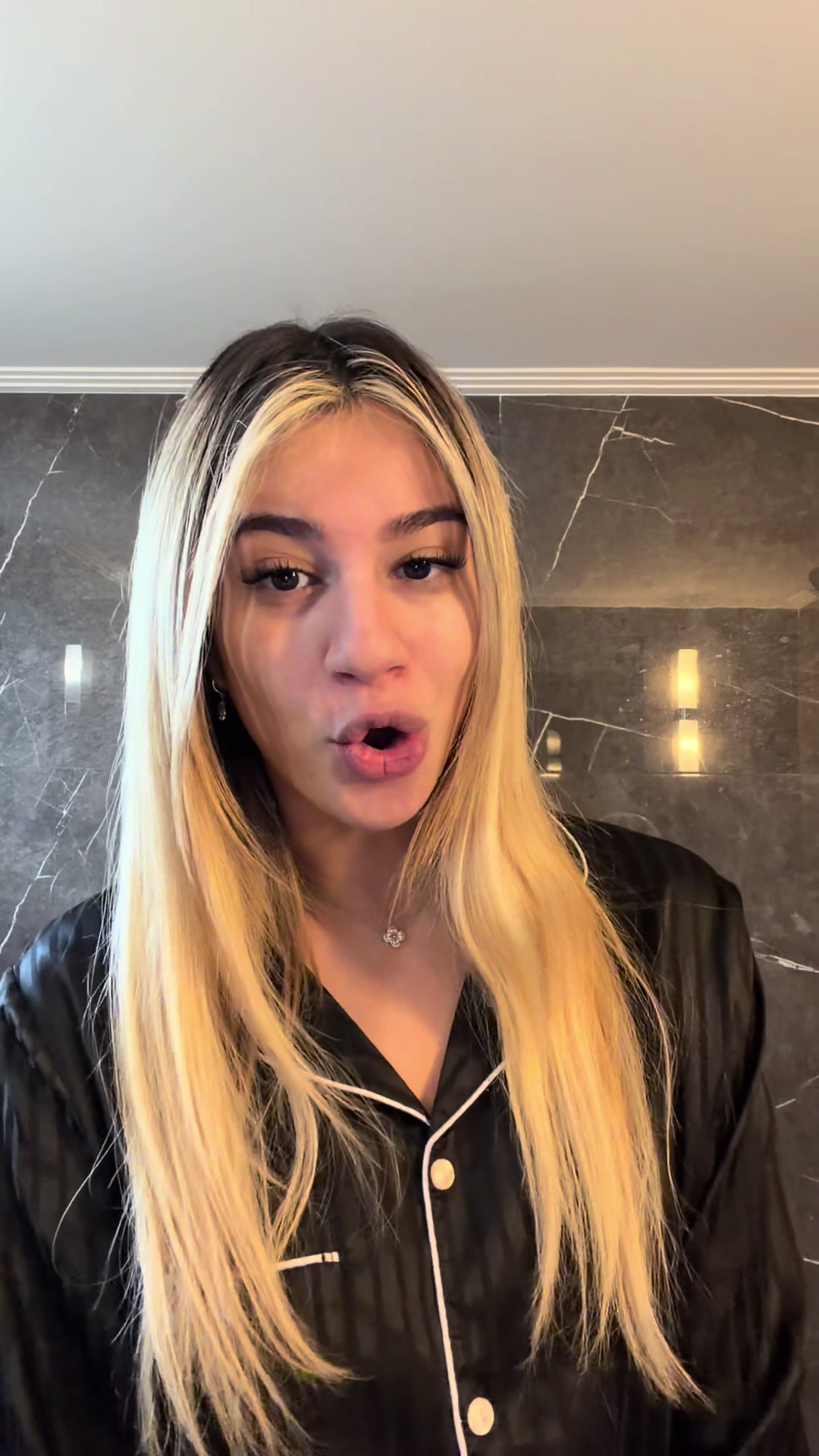 @isidwwwra_
