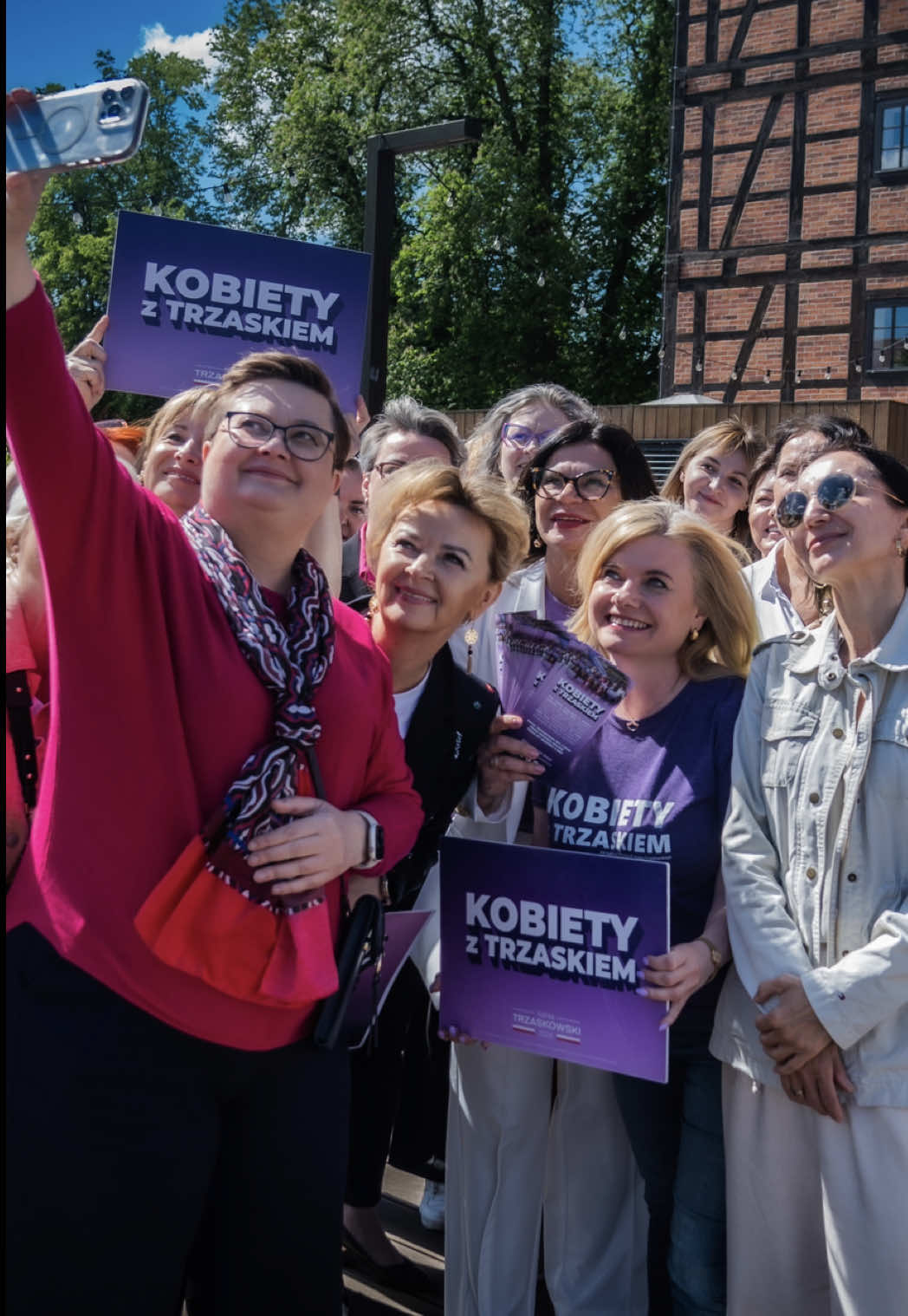 @kobietynawybory