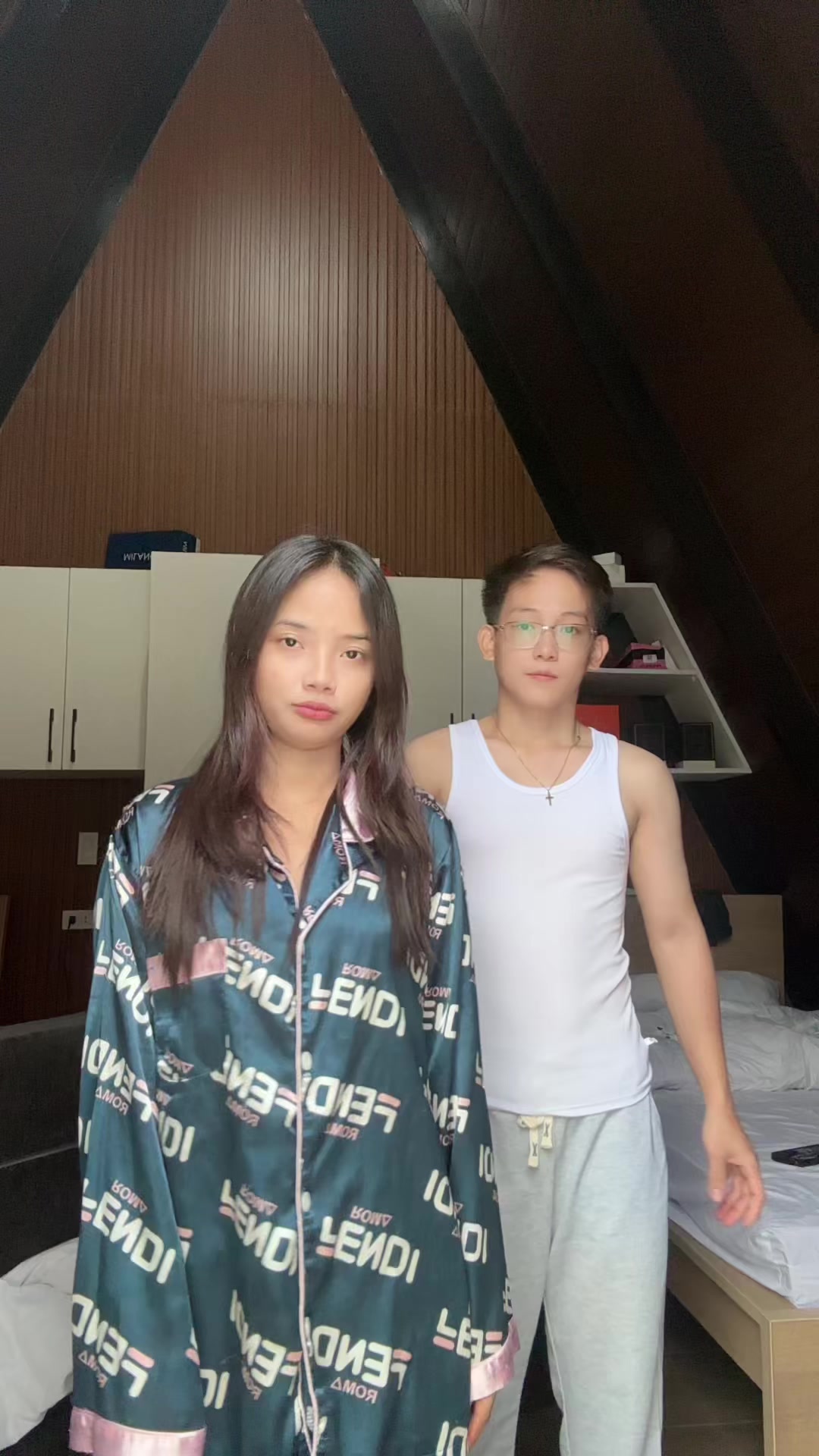 @Yanny Jutz