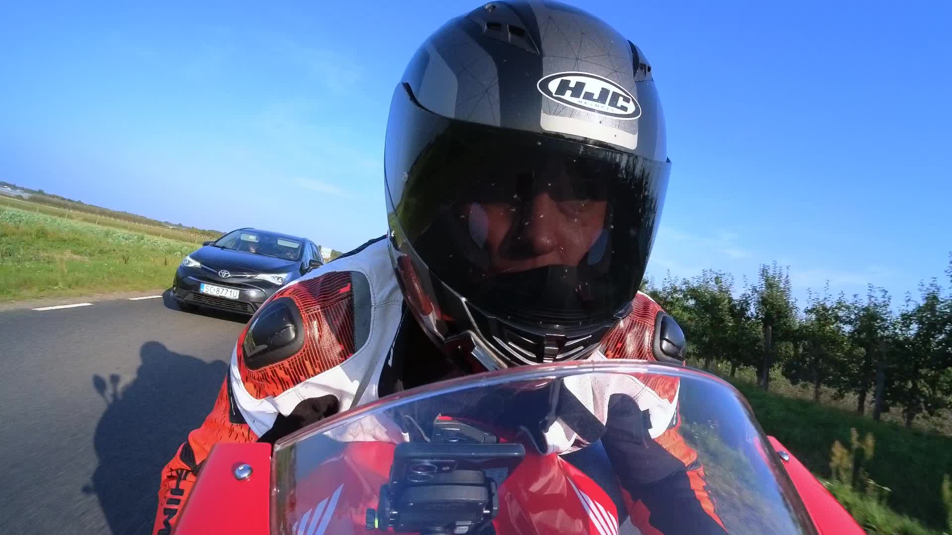 @Radek 🏍️
