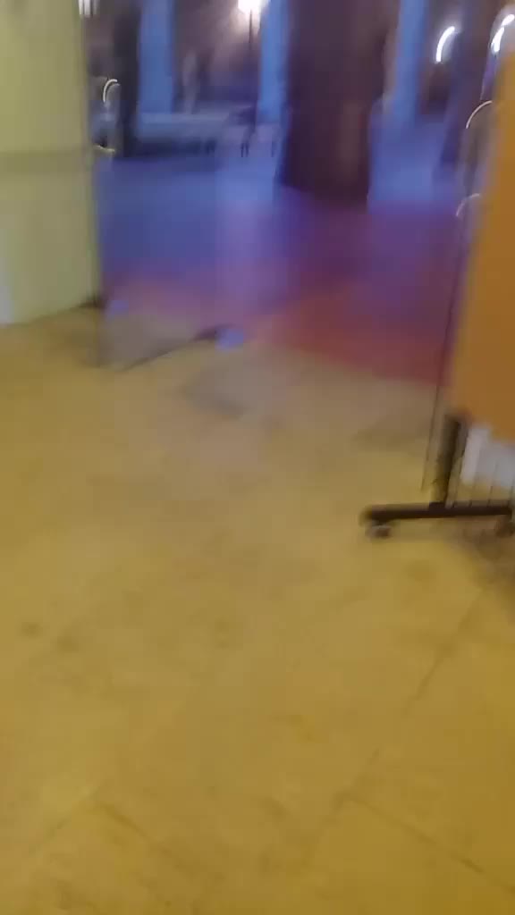 @الوجه المظلم للقمر🌚