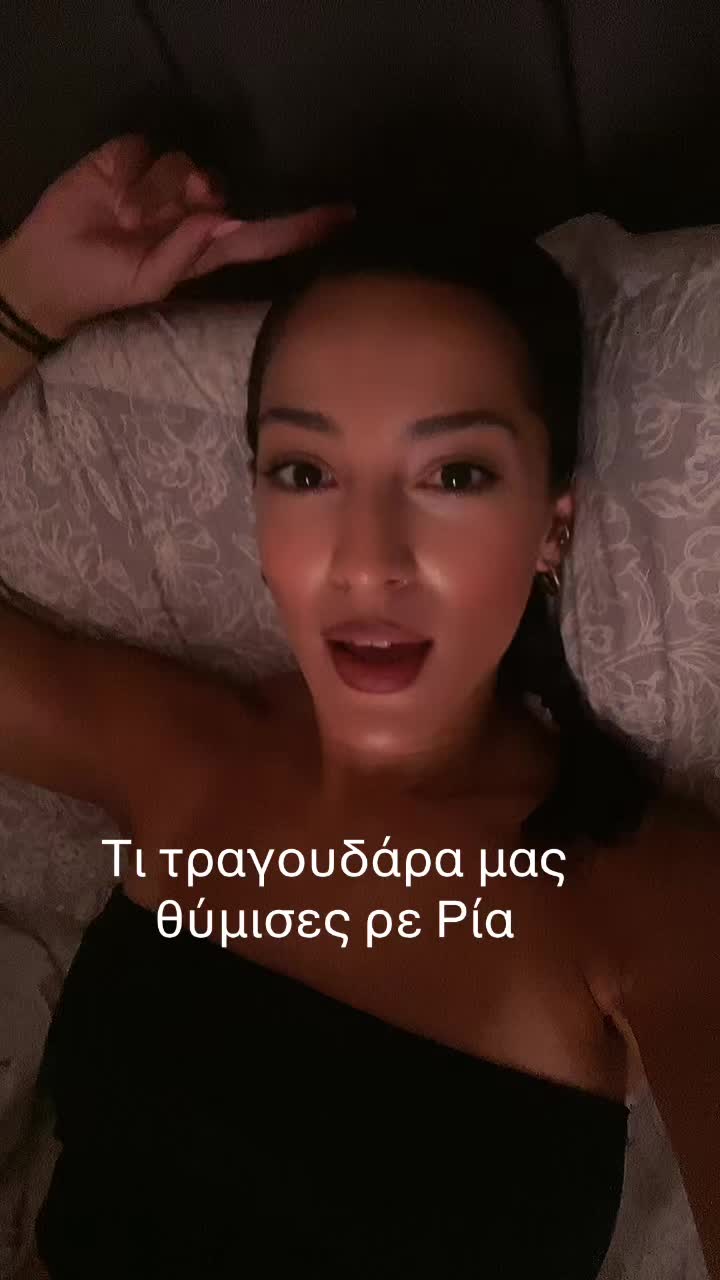 @_penelopezou_
