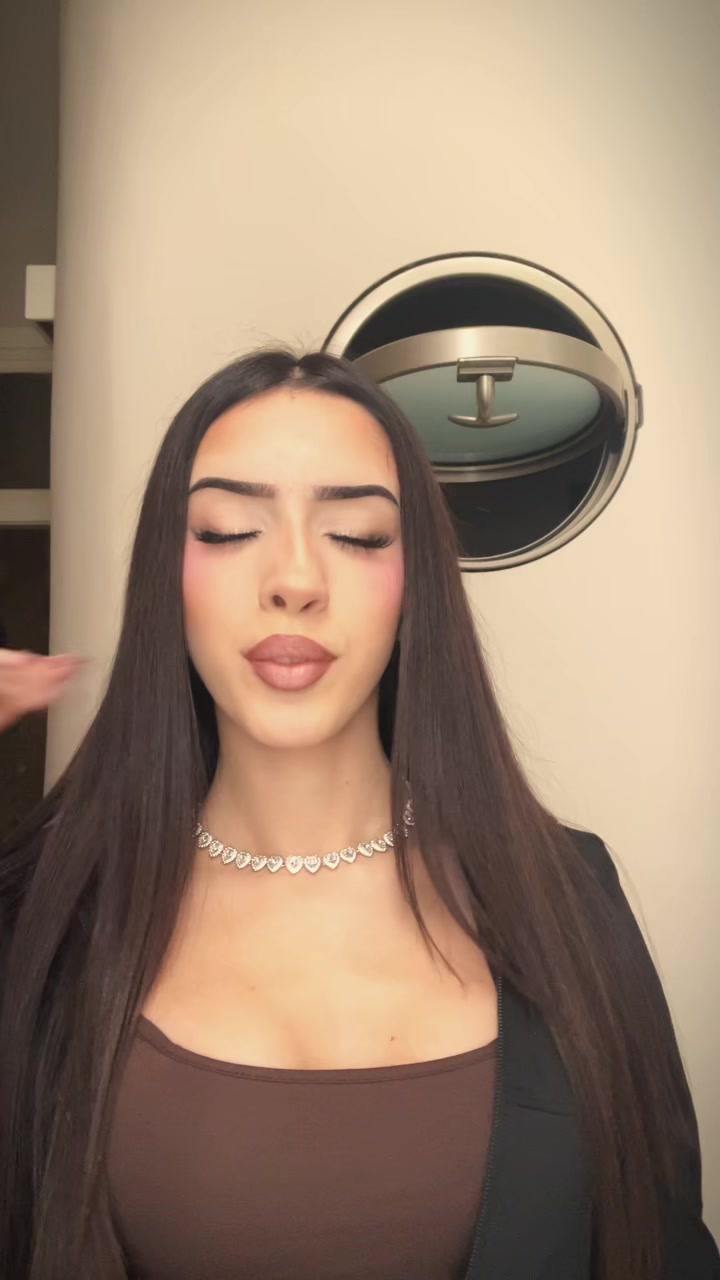 @𝐋𝐮𝐜𝐢𝐚 𝐒𝐚𝐧𝐜𝐡𝐞𝐳🖤