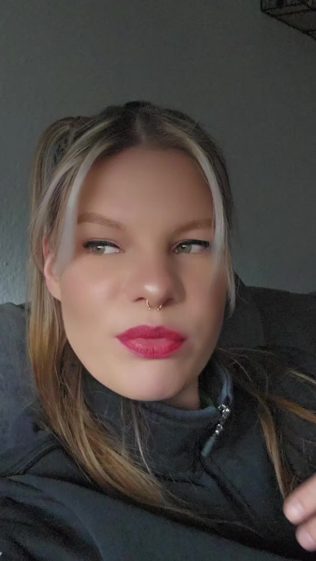 @Maryjane ⚢