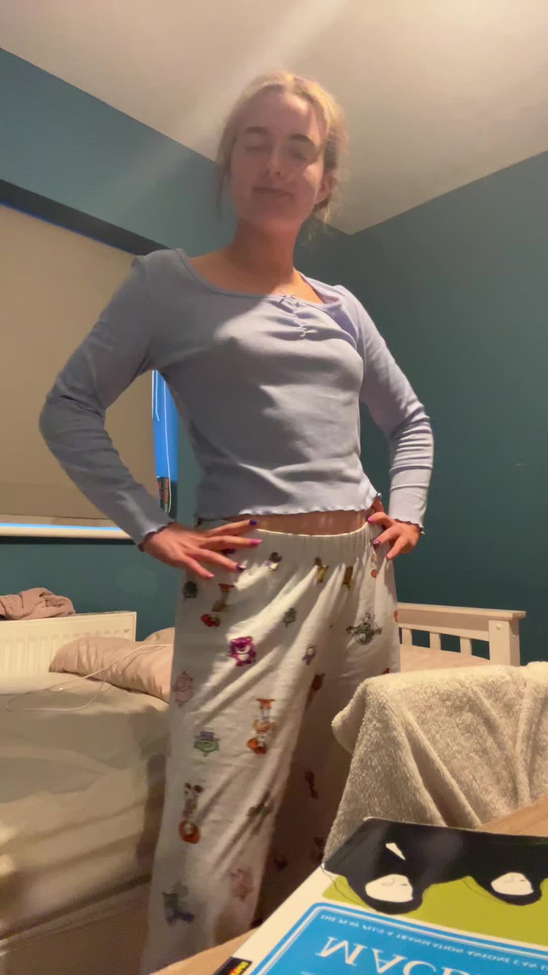 @ellabanvillespam