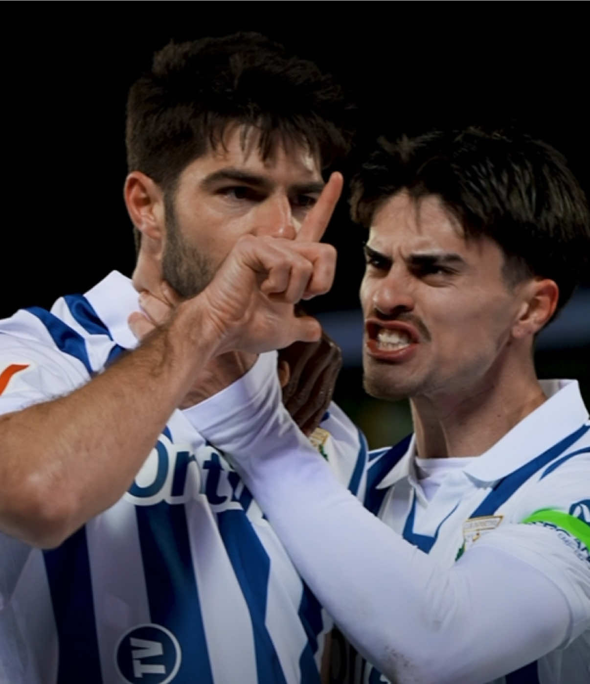 @C.D. Legan&eacute;s