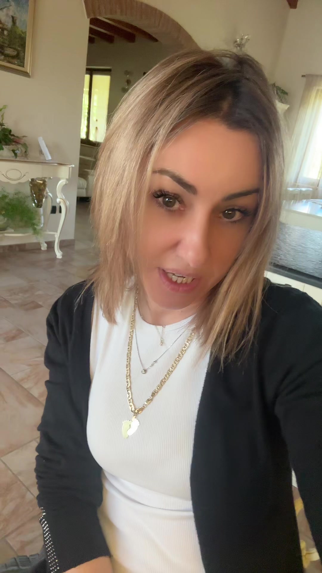 @ana😜