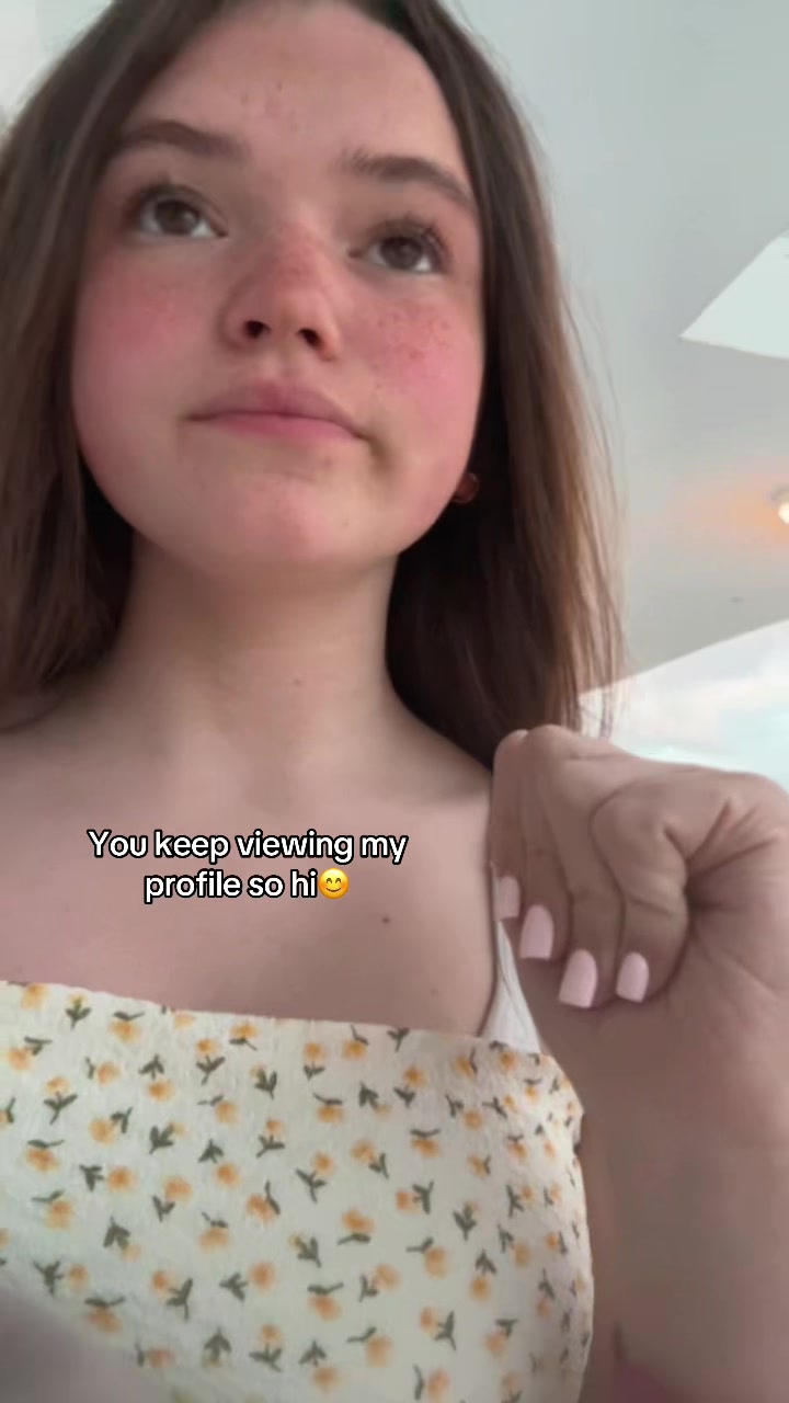 @Molly🤍🫰🏻