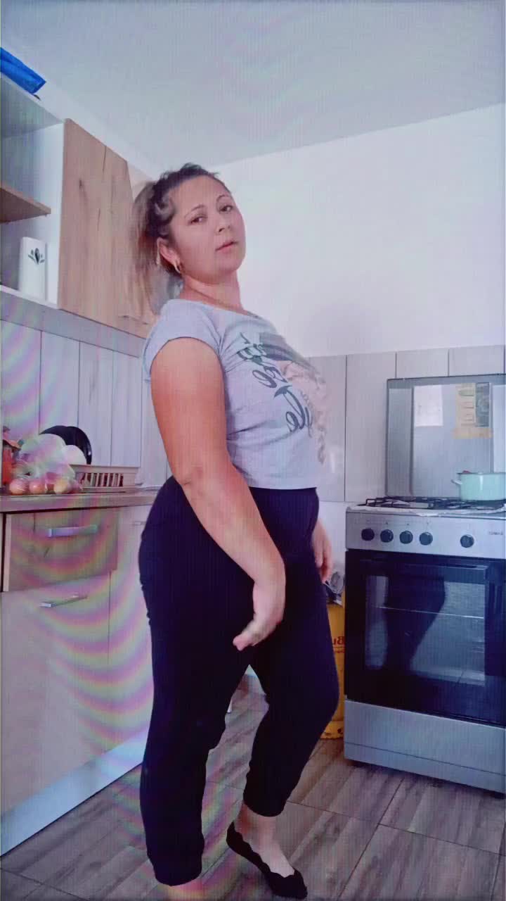 @Claudya Szilagyi