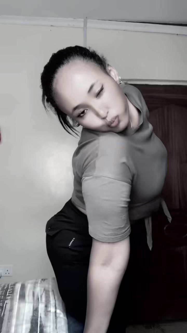 @Lyna๐๐ถ