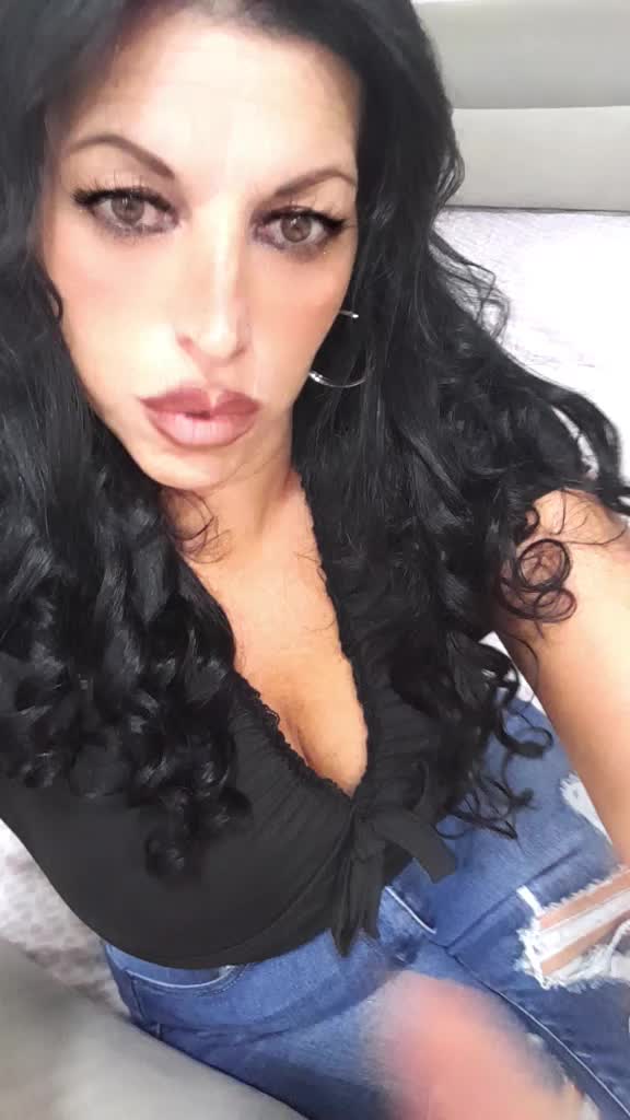 @cleopatra
