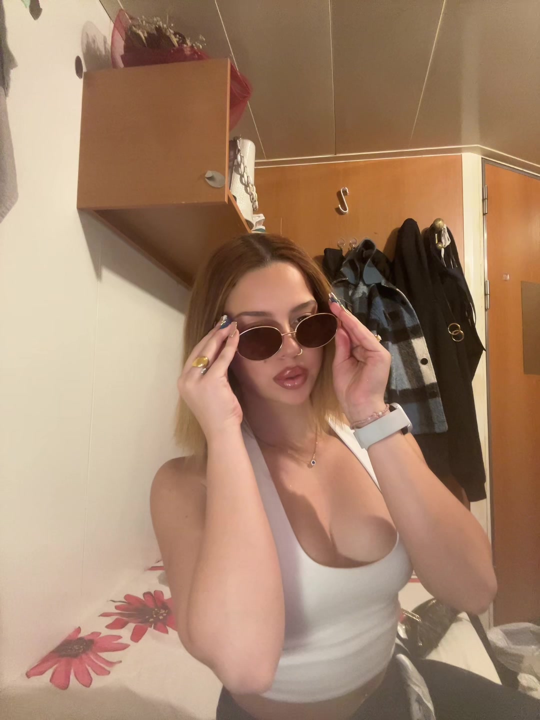 @Karakonstantaki._