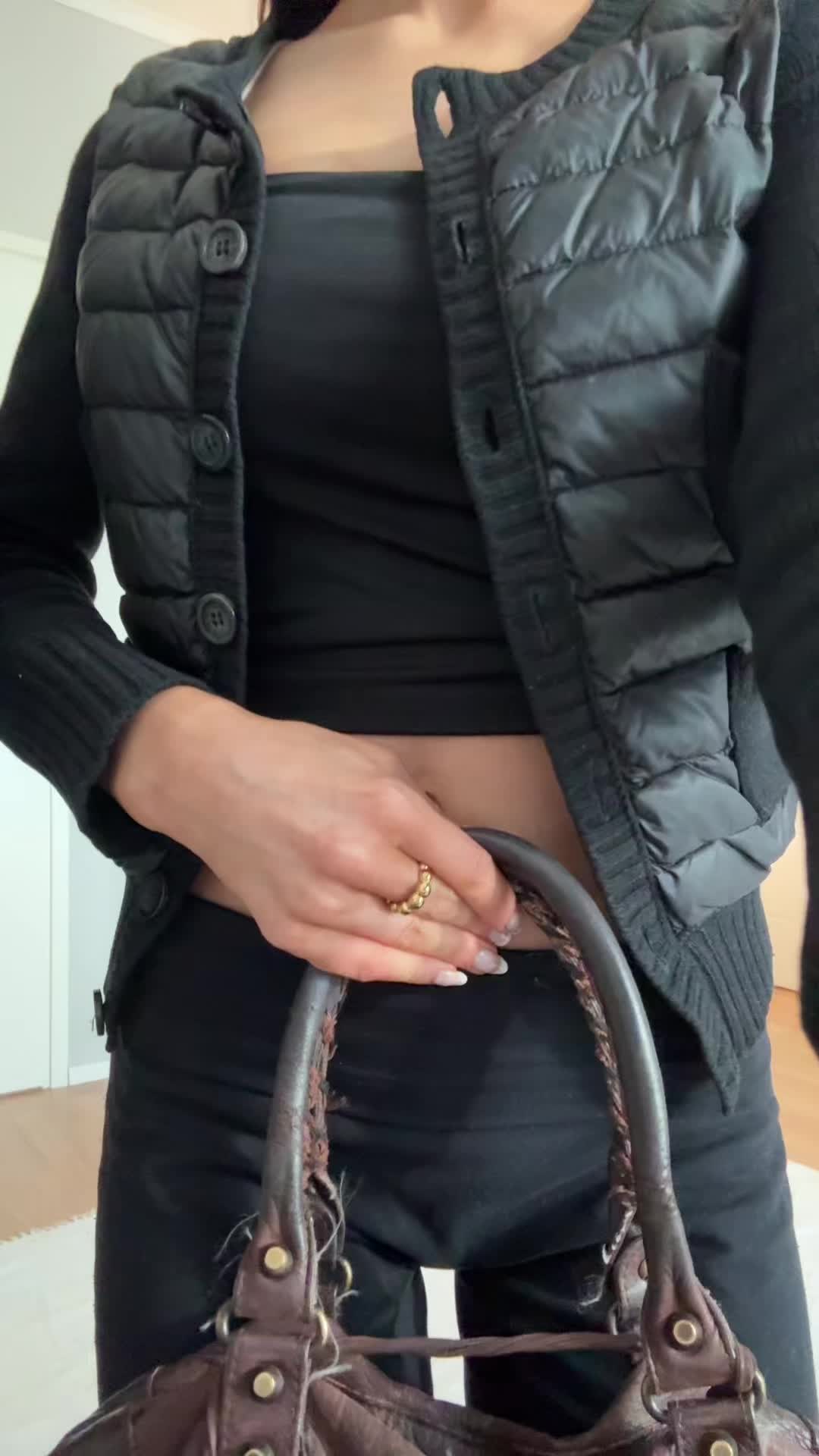 @𝐞𝐥𝐥𝐚