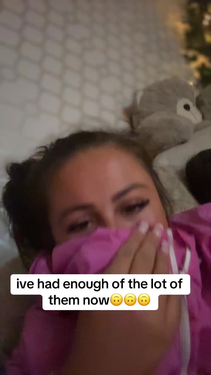 @courtneywhitexx