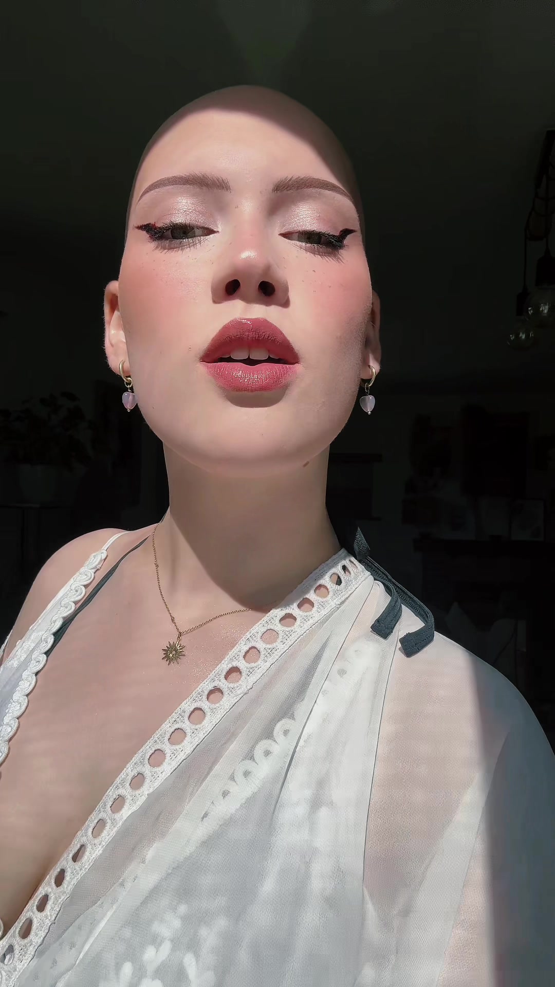@emmouu.x._