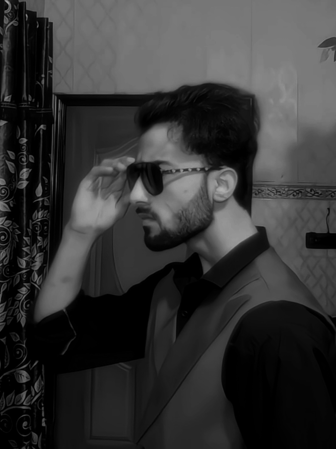 @𝘼𝙧𝙮𝙖𝙣 𝙆𝙝𝙖𝙣
