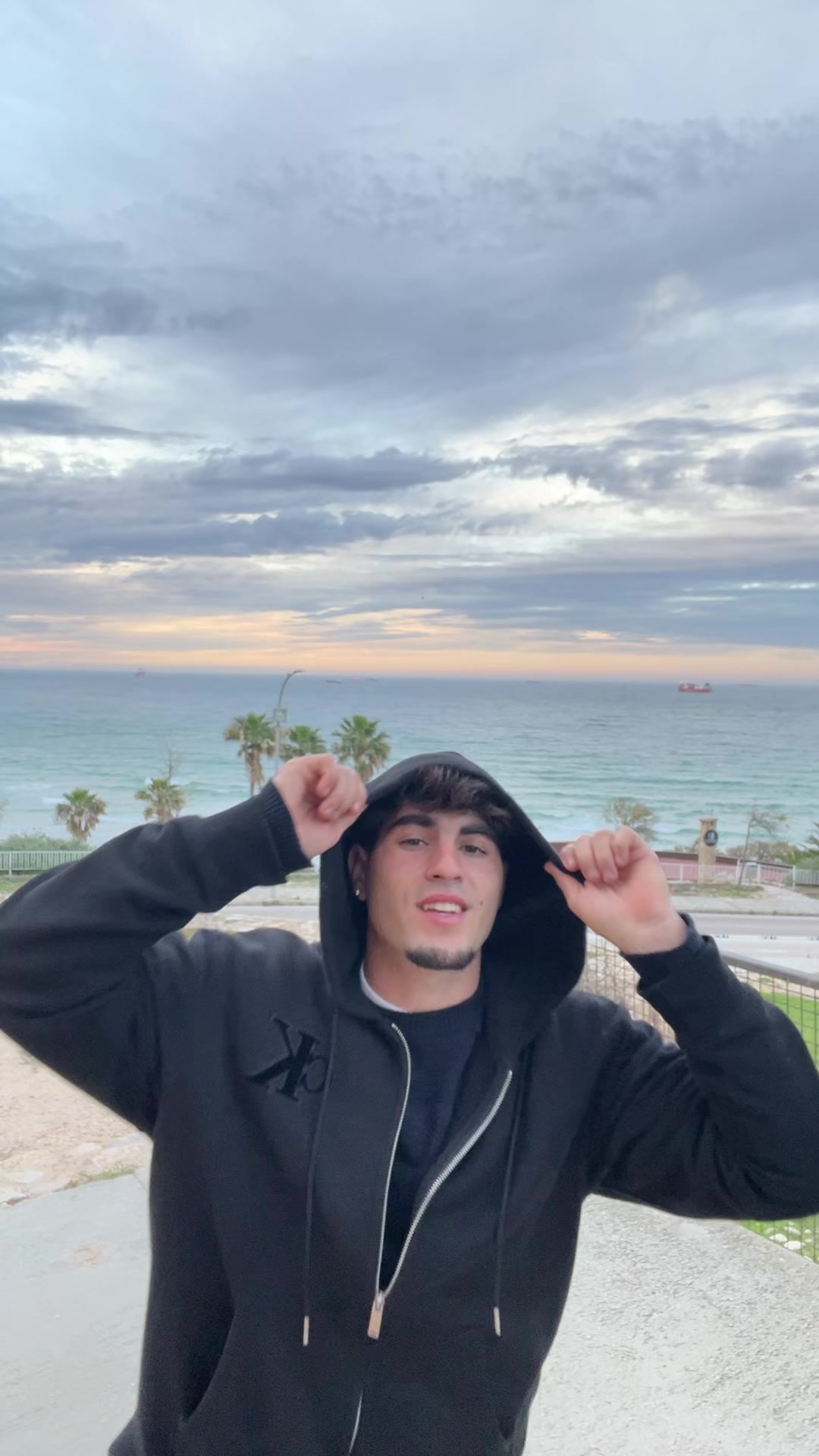 @llucsubiroos