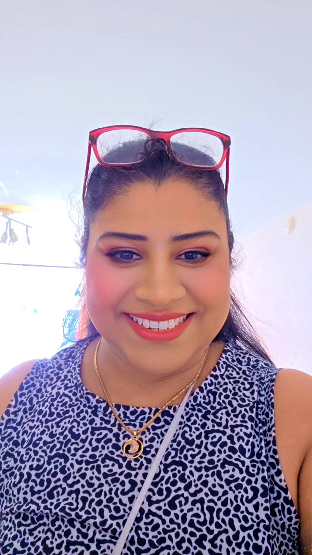 @Nilu Ranaweera 🇬🇧🇱🇰