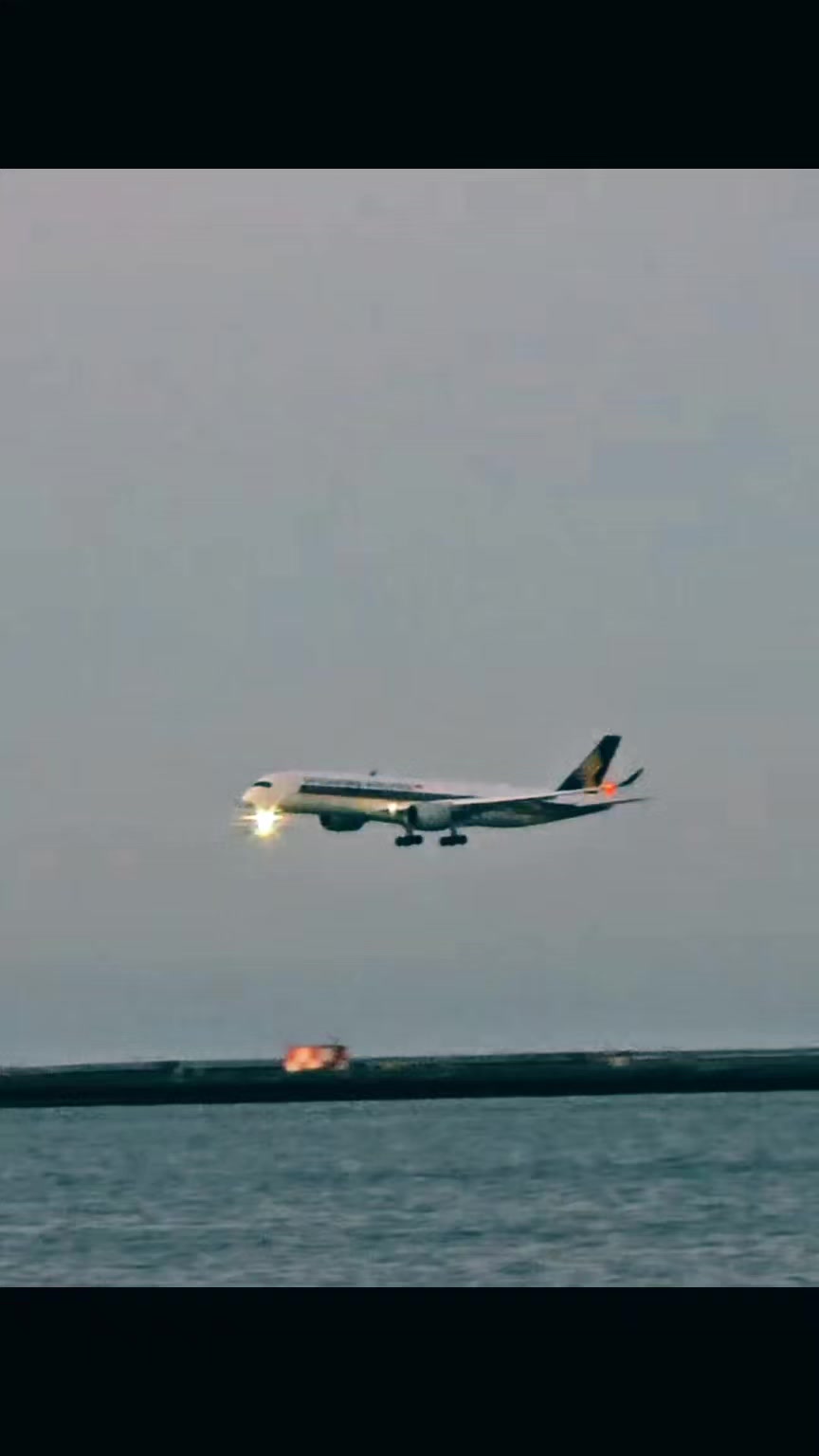 @Airplane Lover