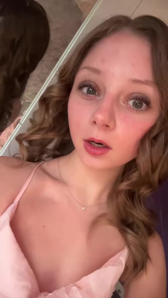 @𝐒𝐨𝐩𝐡𝐢𝐞 🤍🏃&zwj;♀️