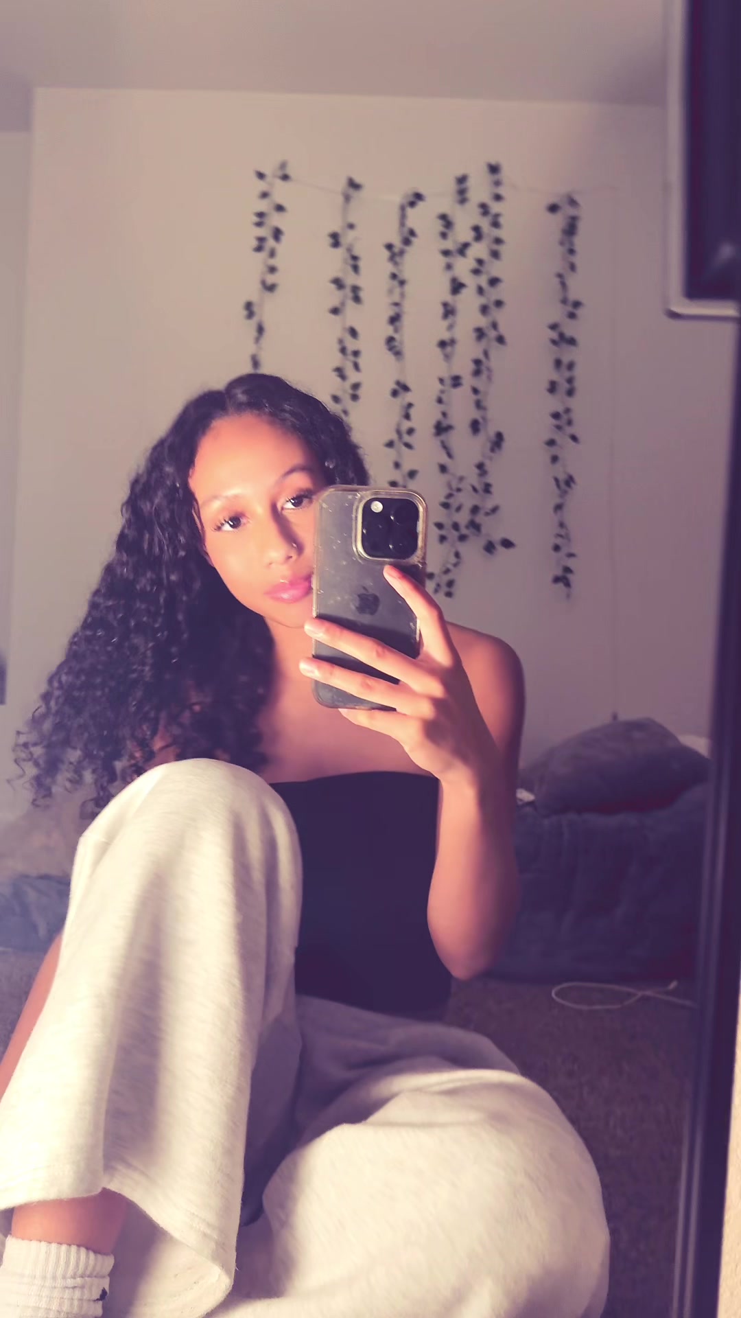 @Nylaaa