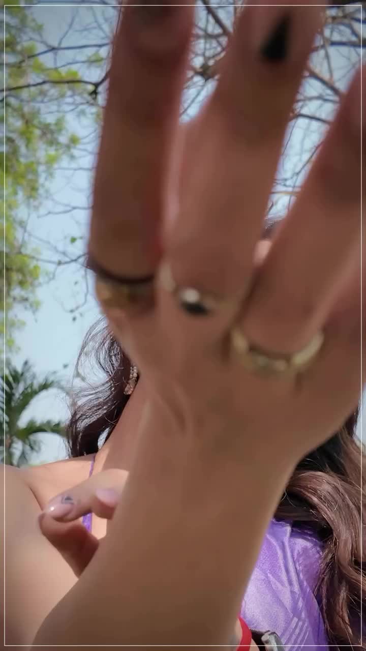 @ANASUYA 💚 😍