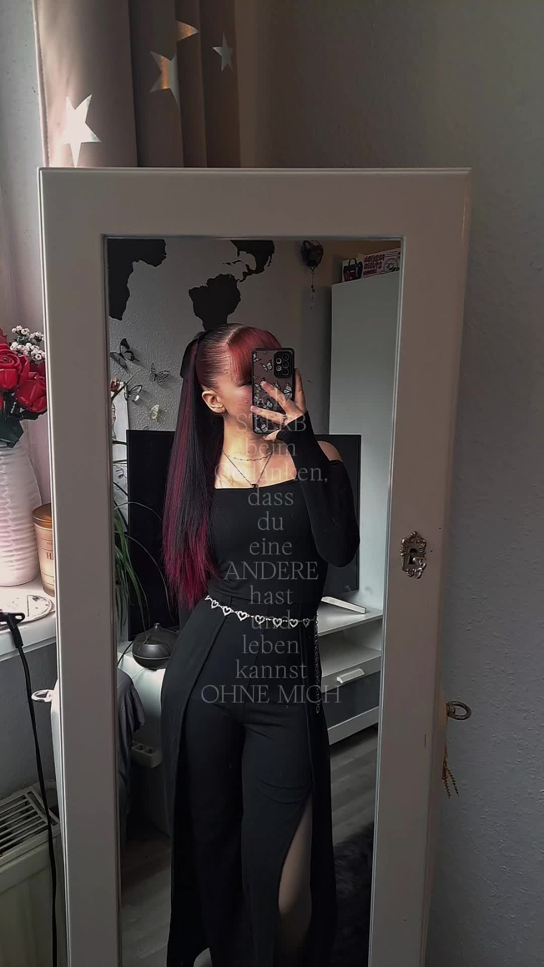 @🦋 𝐸𝑚𝑖𝑙𝑖𝑎 🦋