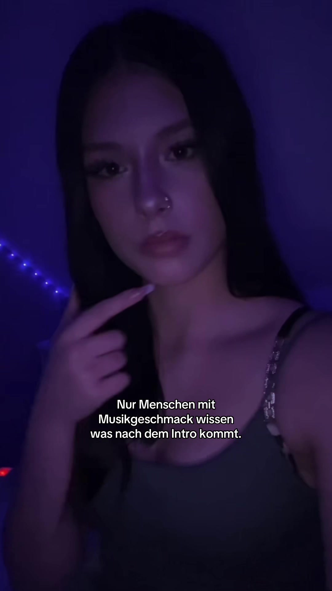 @❦