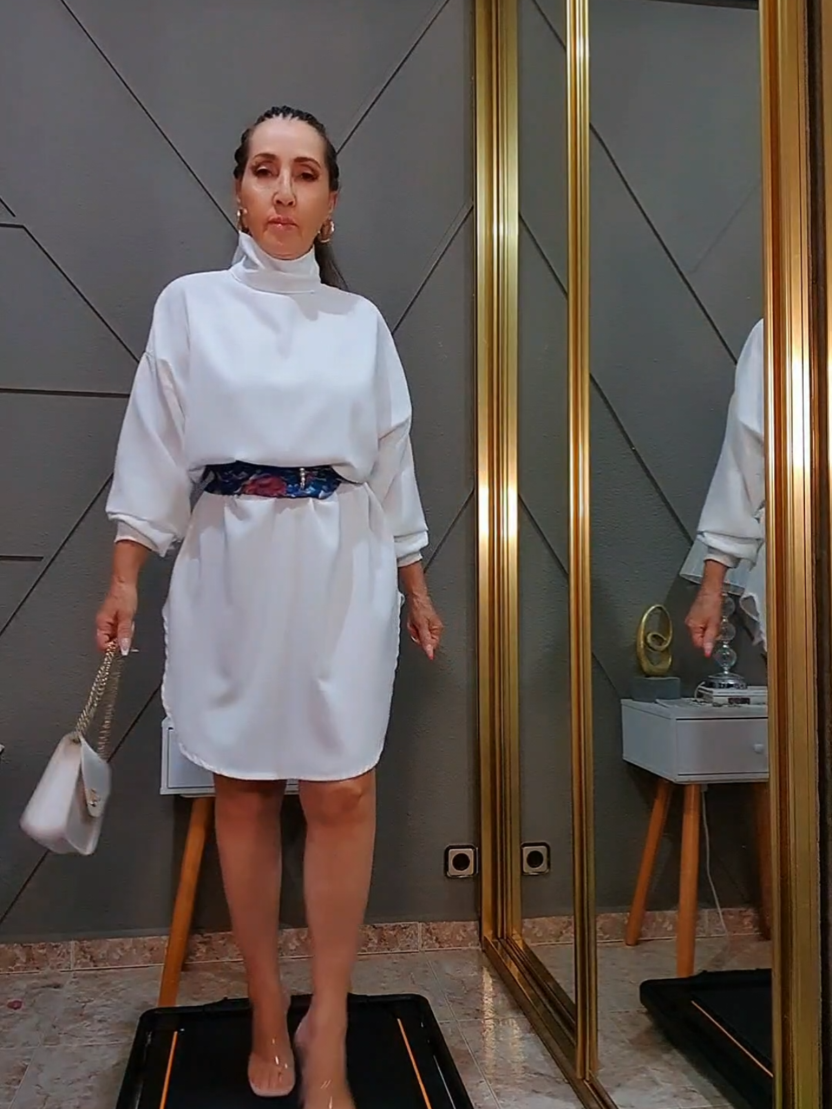 @bibi