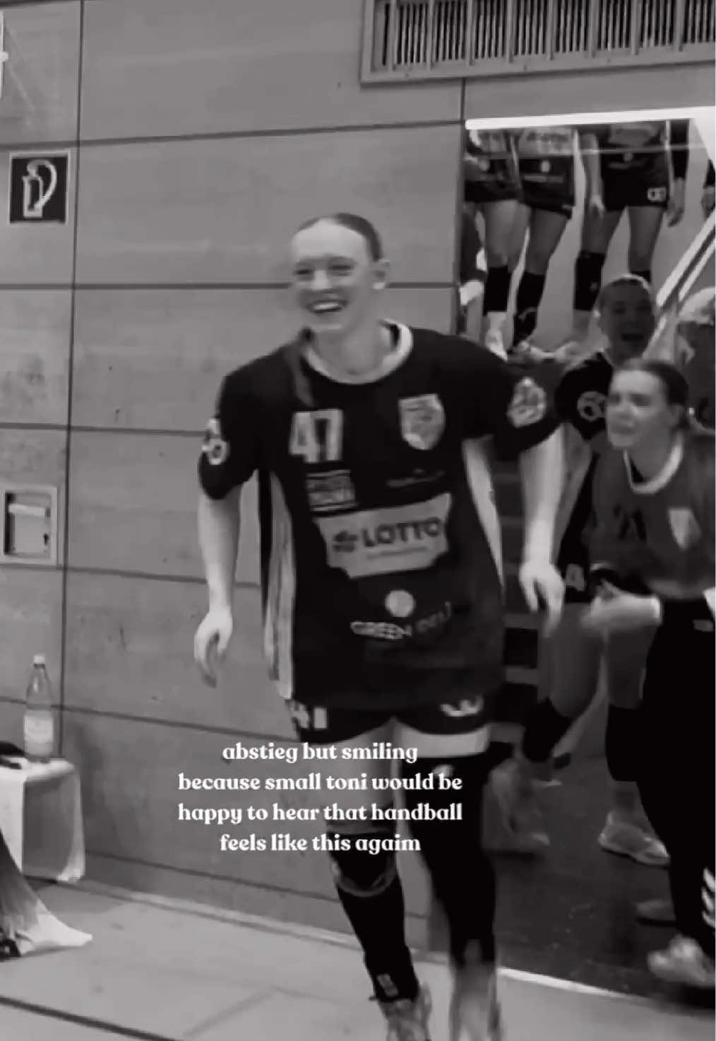 @tonia | hndbl+med