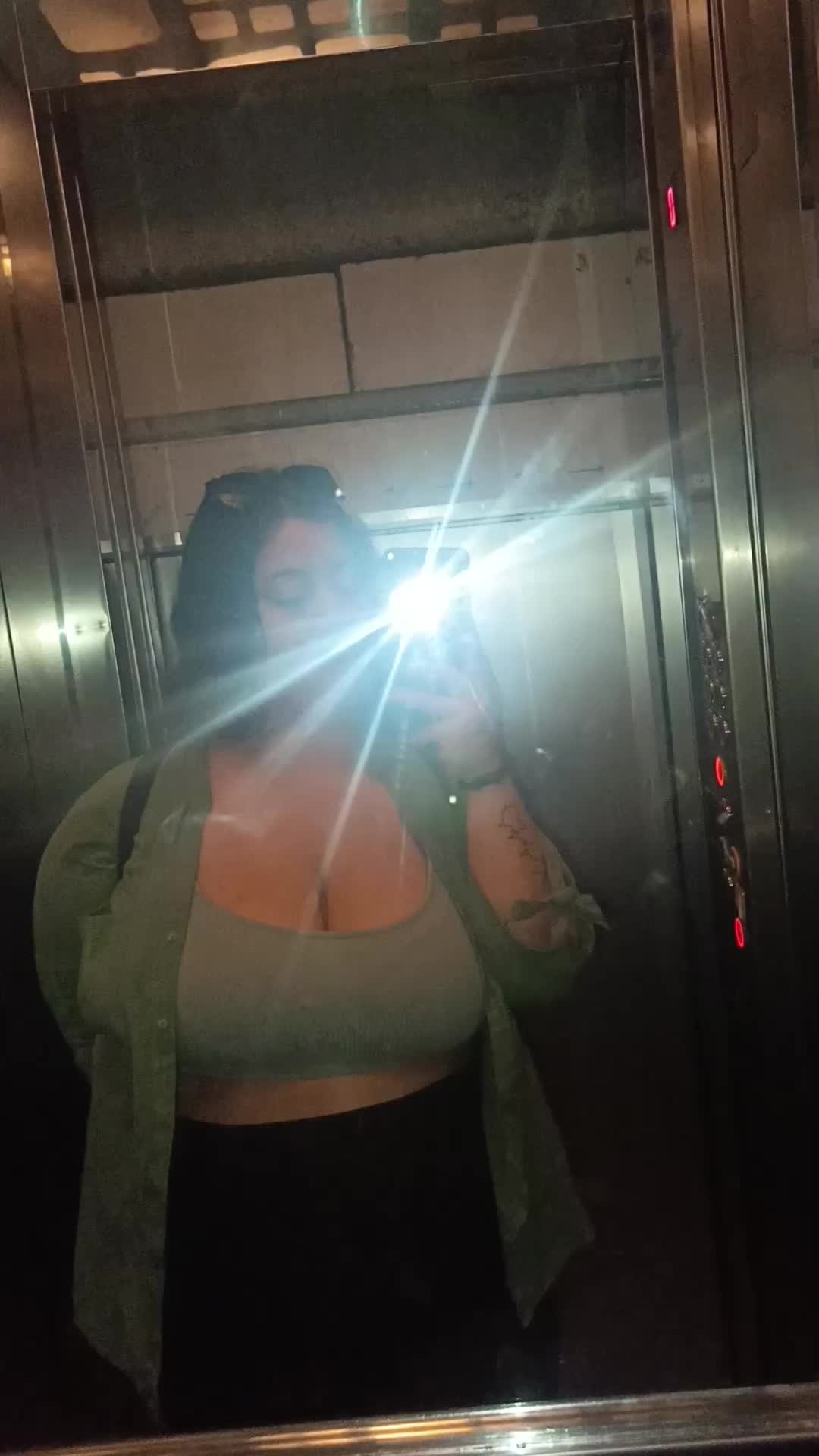 @Esra