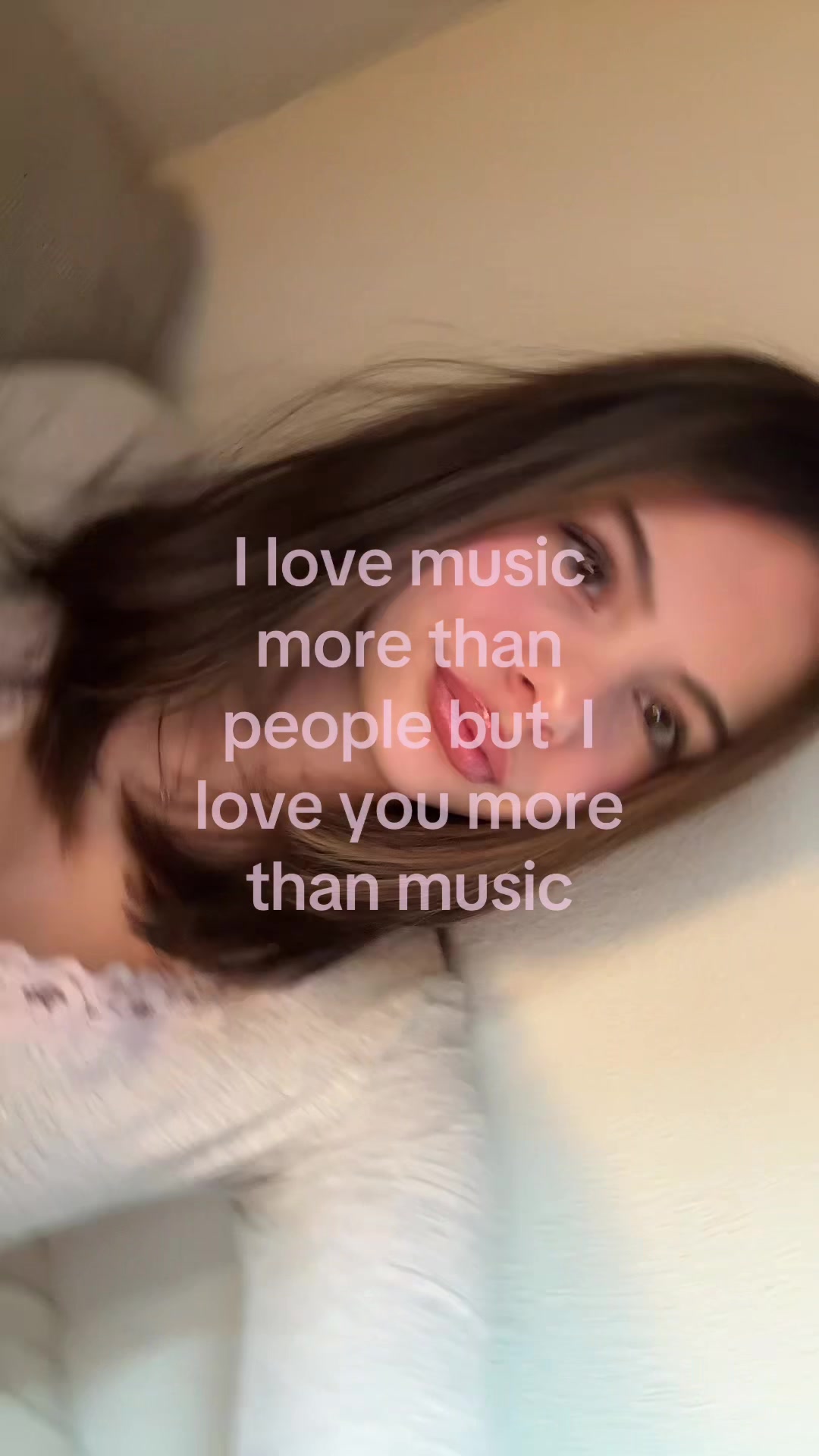 @Ellaaa