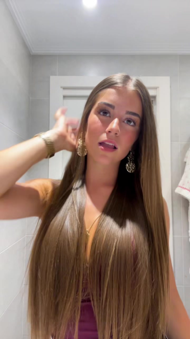 @norazoaz?