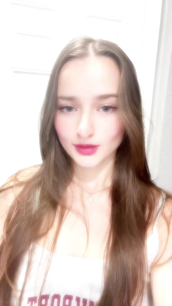 @Eliana ♡︎