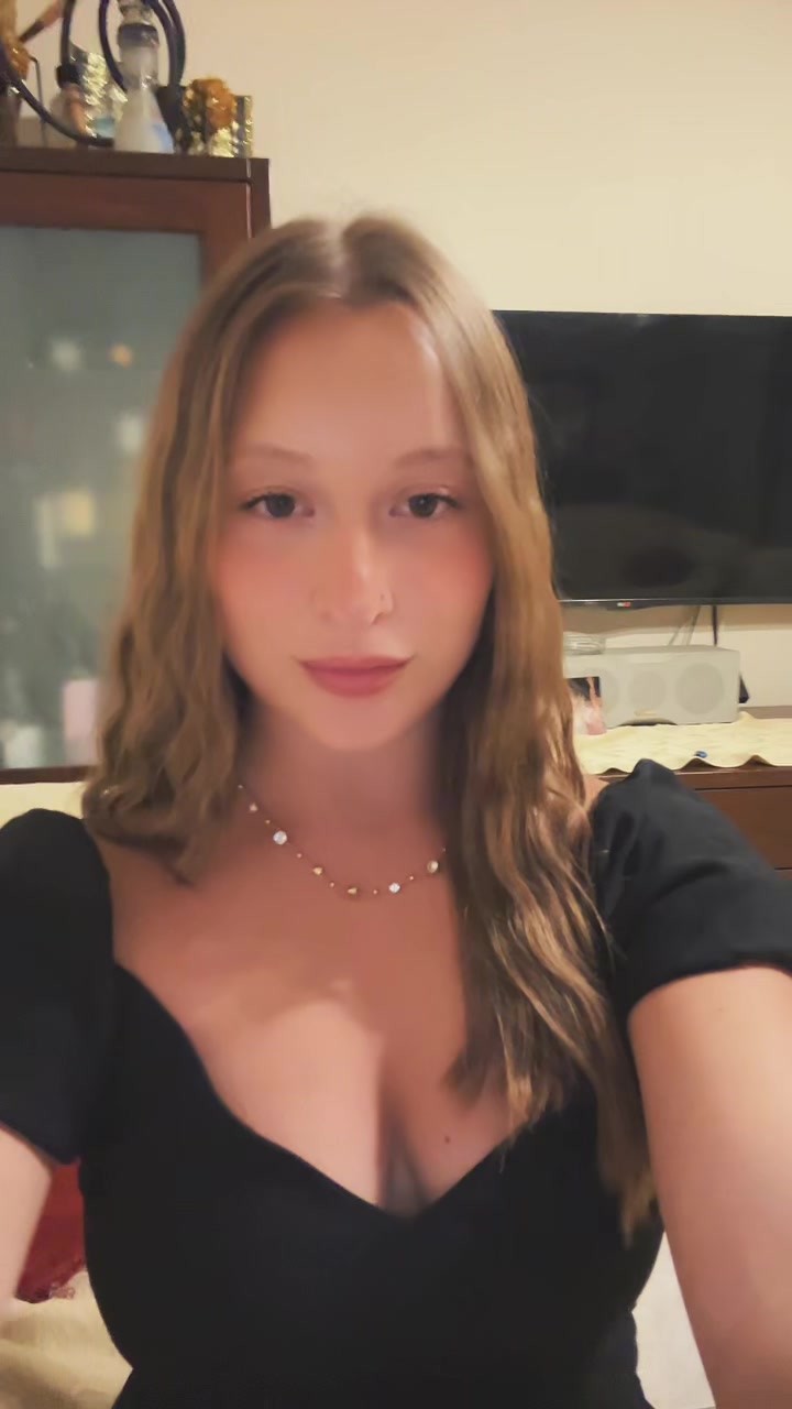 @lenaki